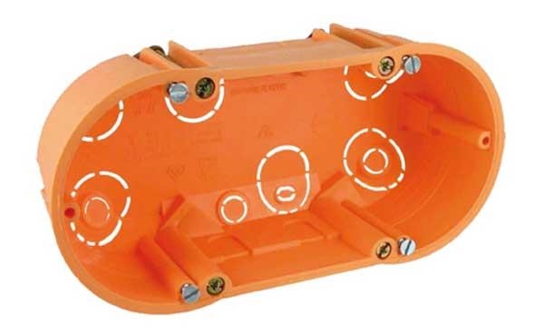 BG245 - double cavity wall junction box
