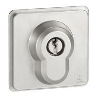 3 - position key - operated push - button soliroc - 6A - 230V - IP54 - with off position