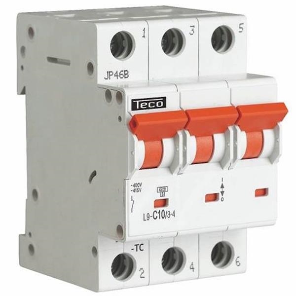 Circuit breaker 3 poles 10A 4.5kA C curve