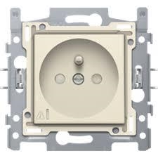 Stopcontact met overspanningsbeveiliging, penaarde inbouwdiepte 28,5mm sokkel en afwerkingsset Creme