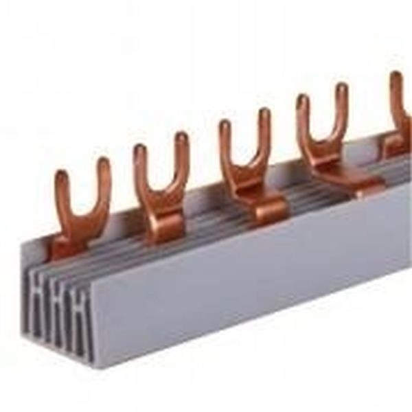 Barrette isolée à fourchettes 16mm² - 4 pôles - 2 pôles avec marquage au-dessus et en-dessous