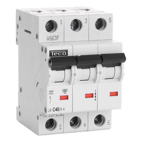 Circuit breaker 3 poles 40A 4.5kA C curve