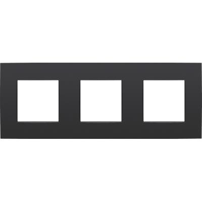 Triple plaque de recouvrement de 71mm d'entraxe Niko Intense matt Black