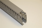 Goulotte de câblage type s lamelles 4 / 6 / 4 dimensions 40 x 80